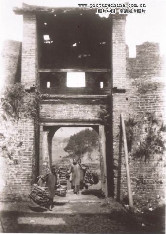 ƽţĸʱѲǨ1918ꡫ1945꣨ʱ䲻