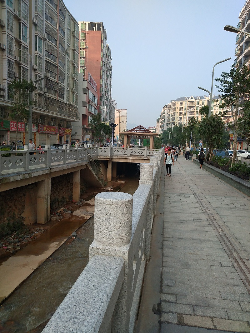 long-hu-gong-yuan-5.jpg