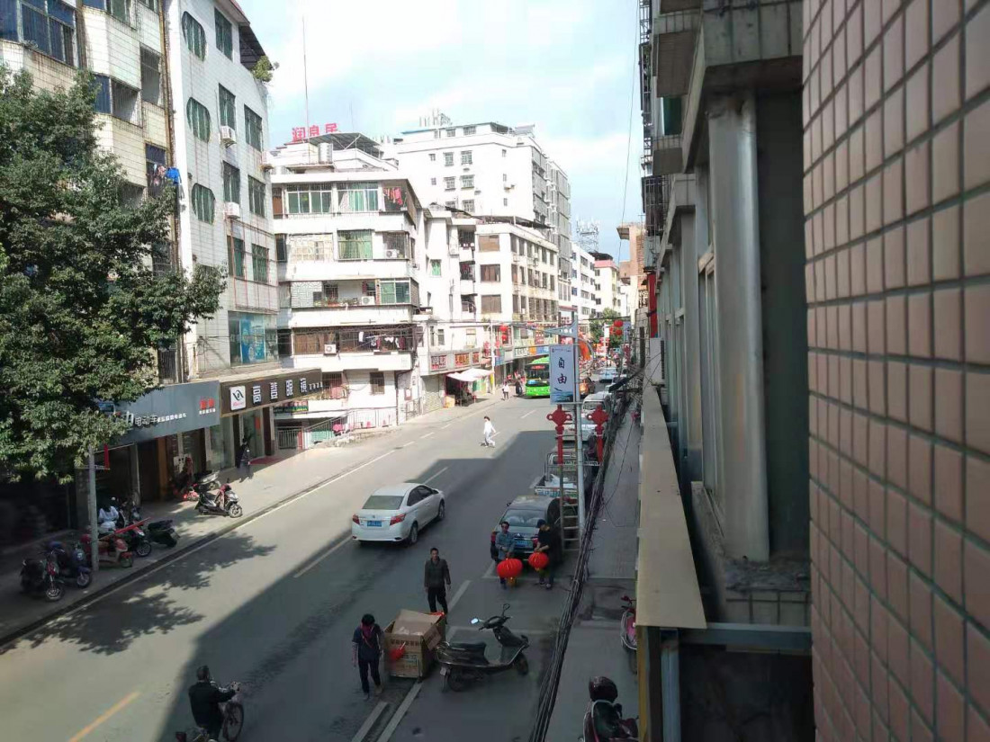 gua-deng-long.jpg