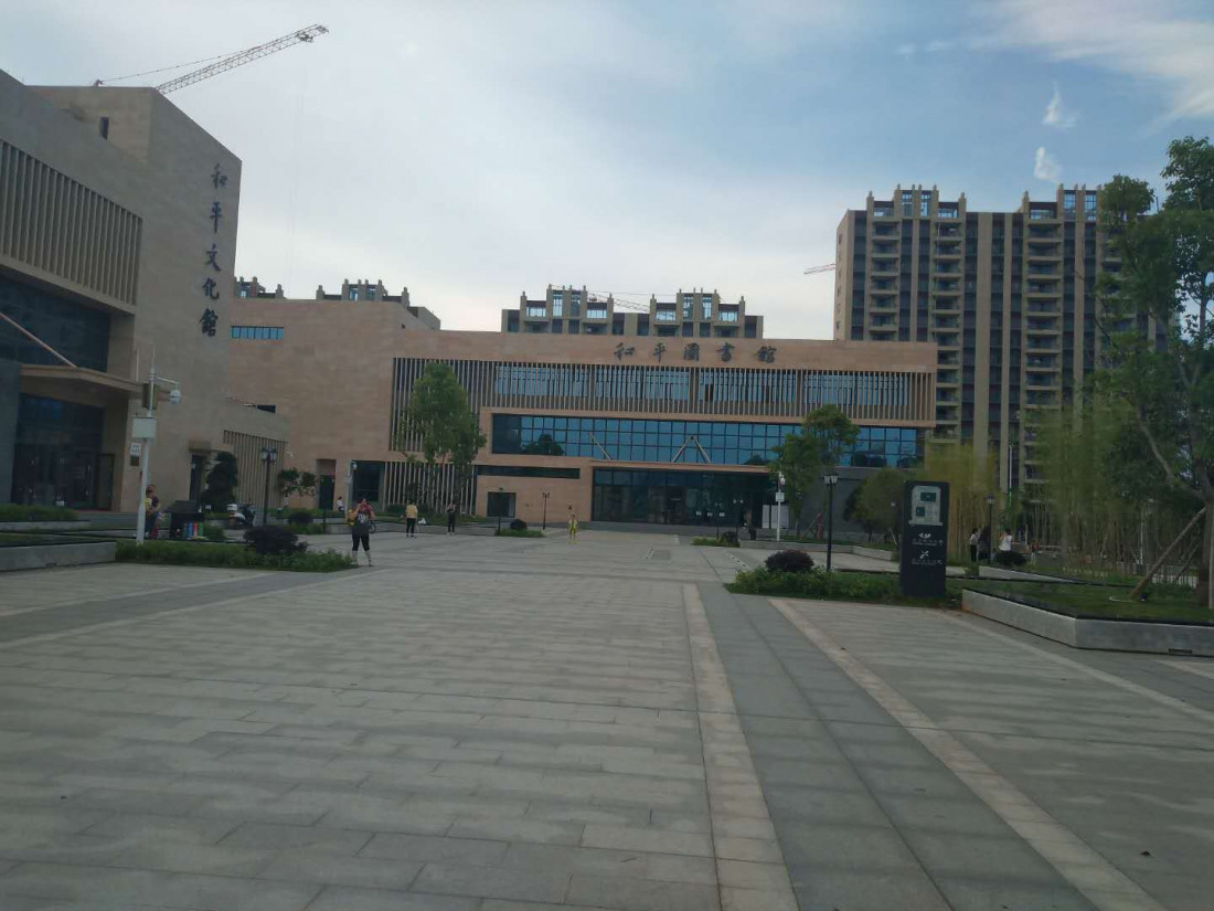 sui-pai-tu-shu-guang-wen-hua-guang-2.jpg