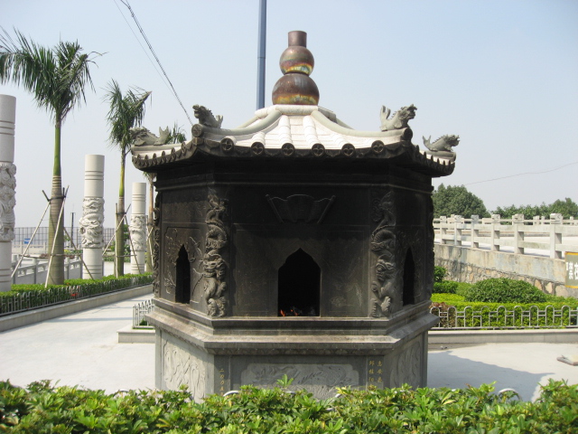 Ƭ 041.jpg