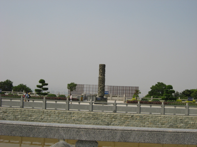 Ƭ 048.jpg