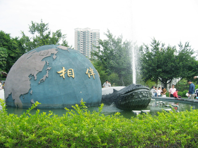 Ƭ 081.jpg