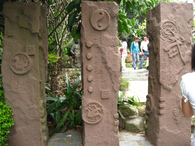 Ƭ 125.jpg