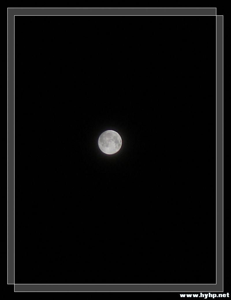 Moon1.jpg