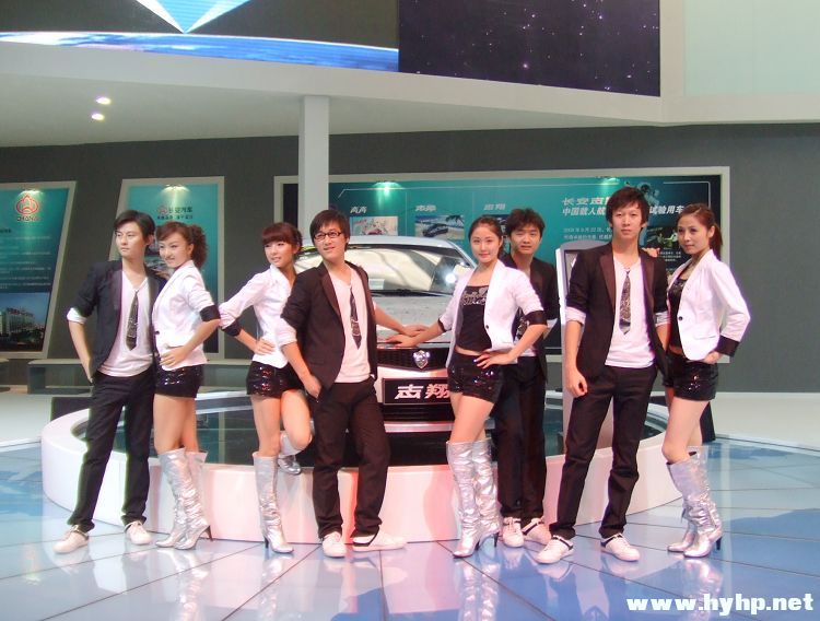 ֳSHOW 2.jpg