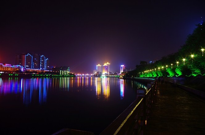 ISO:100 ȦF7.1 ع⣺8s ࣺ18mm ͷPENTAX-DAL 18-55mm